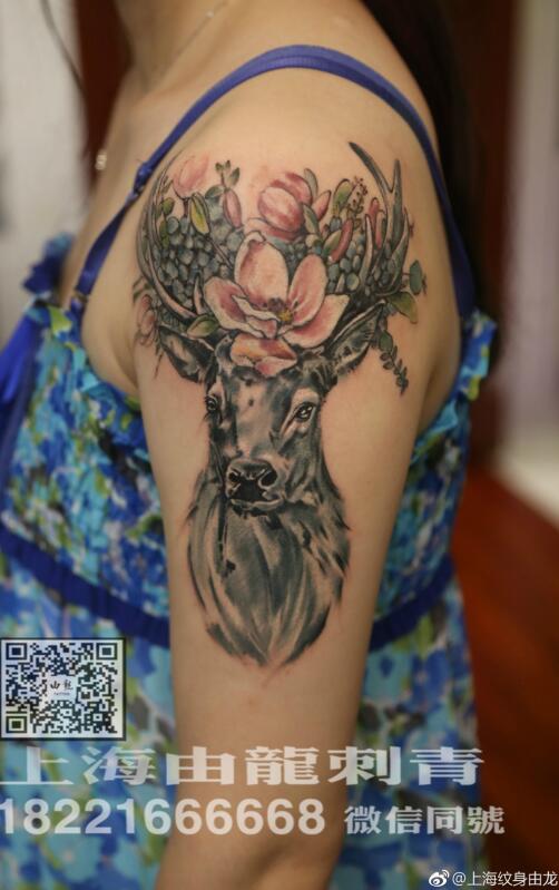 手臂鹿纹身_女生纹身_上海由龙刺青