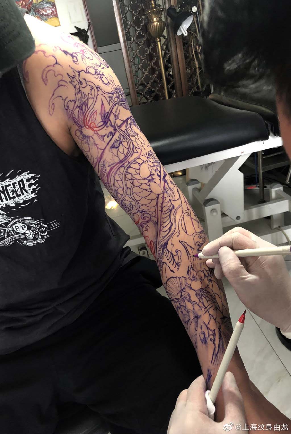 【传统花臂】 全程圆3打雾 22小时完成 Tattoo by 春_纹身大咖图库